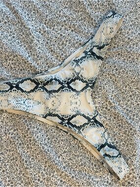 Snake Print Bikini Bottoms - White & Blue